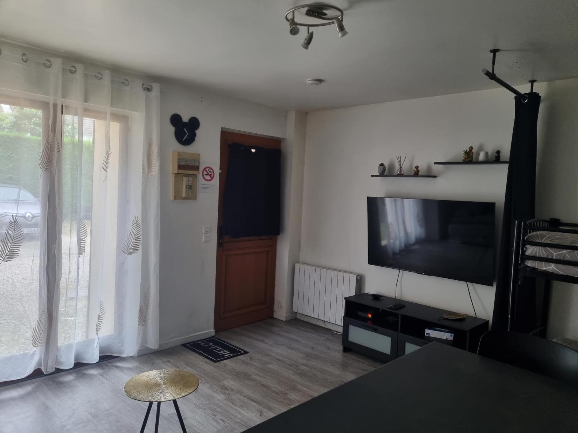 Studio A 2 Pas De Disneyland Esbly Ngoại thất bức ảnh